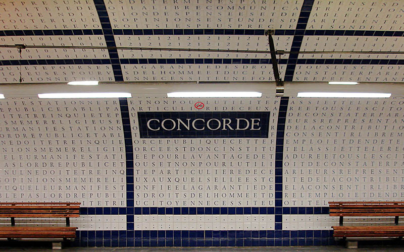 Керамическая облицовка, станция метро «Конкорд», Париж. Ф. Шейн, 1991 г.