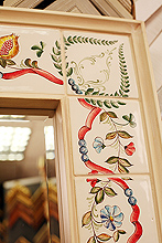 Изразцовая рама для зеркала с ручной росписью