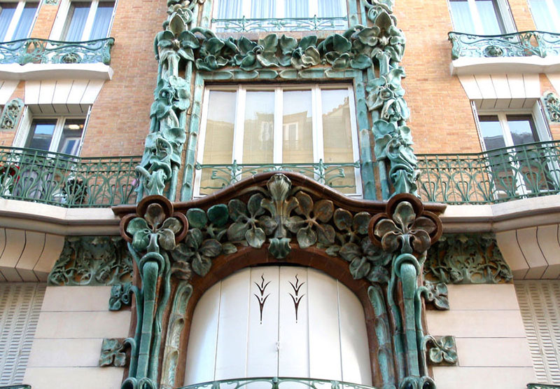Керамическая отделка фасада здания на ул. Аббевиль, Париж. А. Биго, 1901
