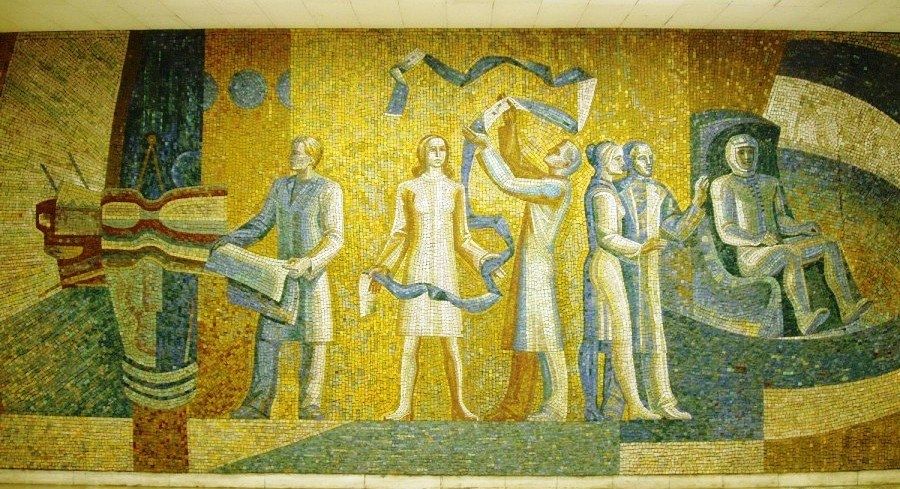 Мозаика в опытно-конструкторском бюро А.Н.Туполева Мозаика советского периода в центральном холле опытно-конструкторского бюро А.Н.Туполева