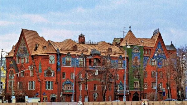 Майоликовая облицовка дома Перцовых. Архитекторы - Н.К. Жуков, Б.Н. Шнауберт, художник эскизов - С.В. Малютин, исполнение облицовки - мастерская «Мурава». 1907 г.)