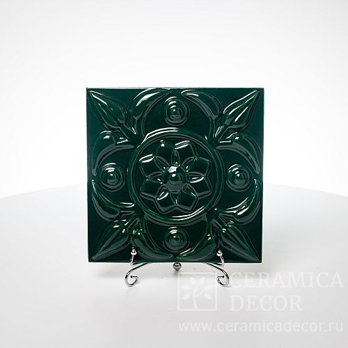 Изразец с художественным зеленым рельефным декором коллекции Пэчворк арт.:71003/53502. Фото: 1200x1200