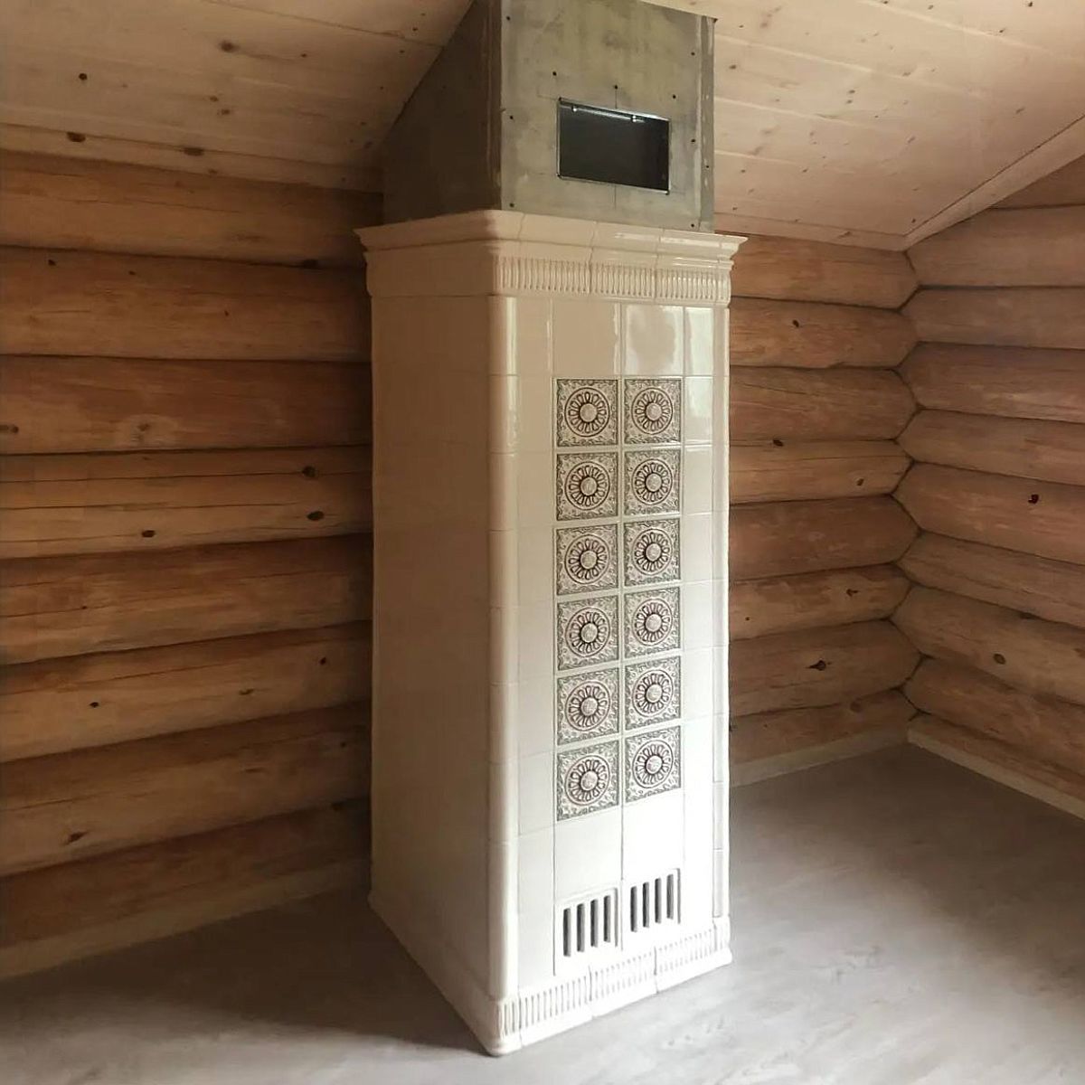 Облицовка стены за печью камином изразцами коллекции. Фото №2