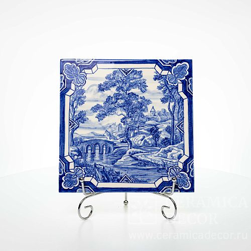Изразец гладкий в рамке и синей росписью с голландскими мотивами раннее утро коллекции Камея арт.:77002/52136/12119-5. Фото: 1200x1200