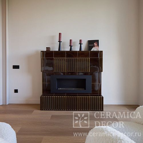 Портал для биокамина ZeFire Elliot 900. Коллекция керамики Президент.. Артикул: 8097 в интерьере. Галерея работ студии CeramicaDecor. Фото 500x500