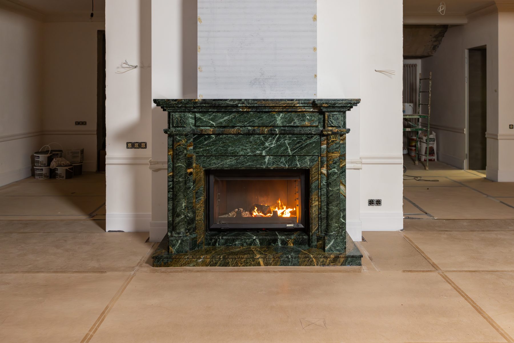 Портал из гранита для камина с топкой Ardenfire Камилла 900П.