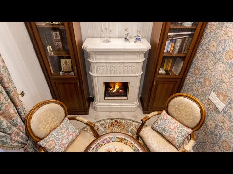 Биокамин в изразцовой облицовке 